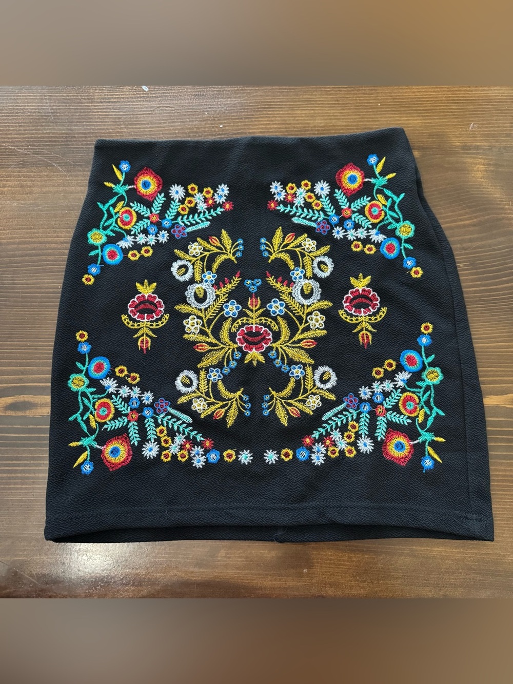 Shein embroidered high rise mini skirt